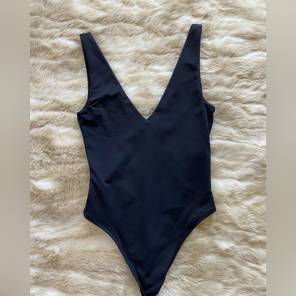 Aritzia bodysuit